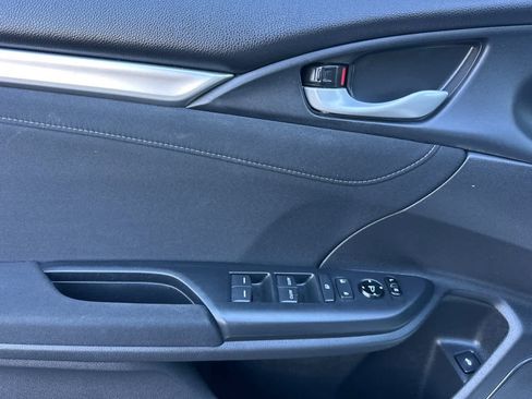Used 2017 Honda Civic EX image 12