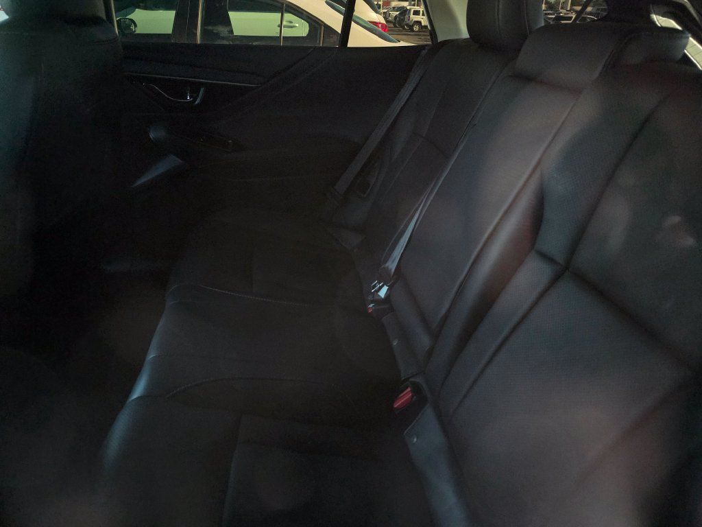Used 2023 Subaru Outback Touring XT AWD/4WD image 19