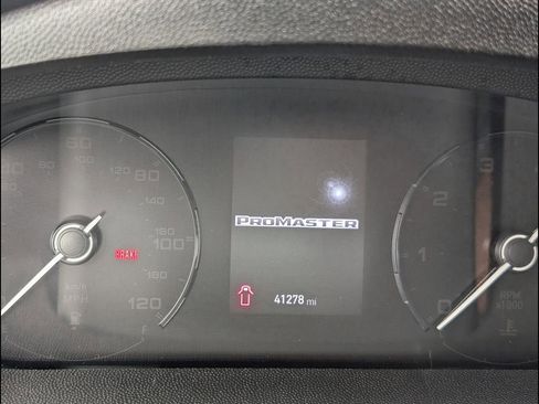 Used 2024 RAM ProMaster 2500 w/ Convenience Group FWD image 10