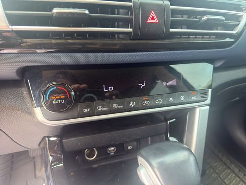 Used 2022 Kia Seltos S image 20