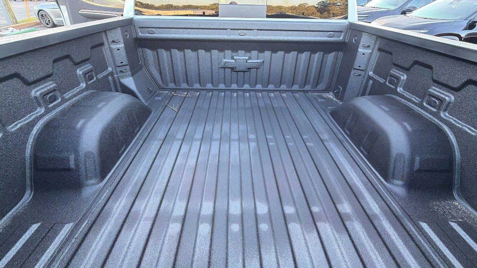New 2026 Chevrolet Silverado 1500 High Country w/ High Country Premium Package AWD/4WD image 14