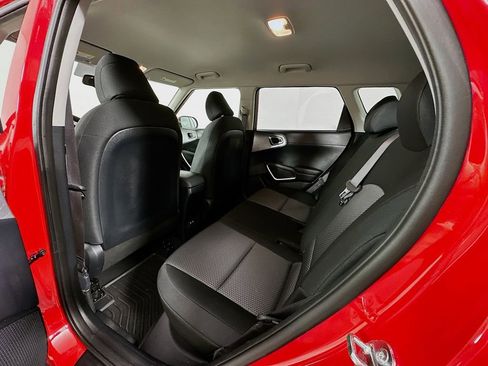 Used 2025 Kia Soul S FWD image 4