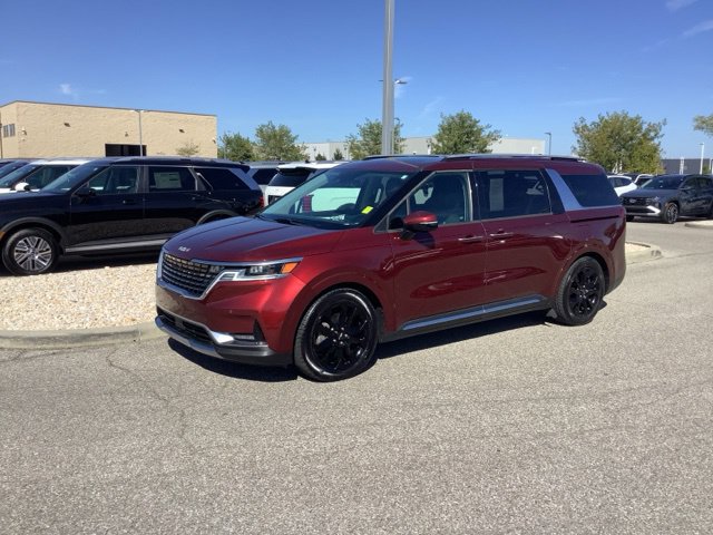 Used 2022 Kia Carnival SX Prestige FWD image 1