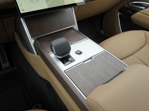 New 2026 Land Rover Range Rover SE AWD/4WD image 14