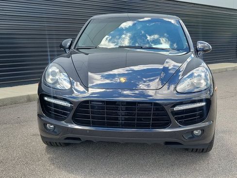 Used 2014 Porsche Cayenne AWD/4WD image 2