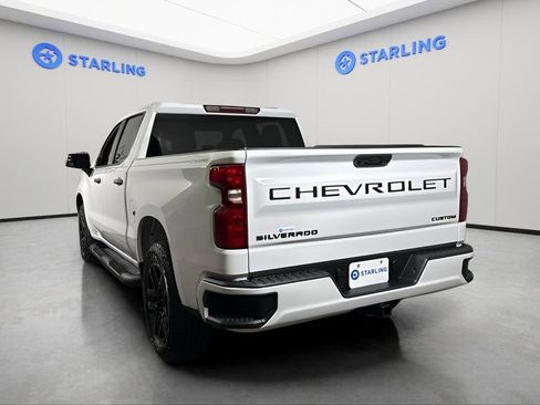 Used 2026 Chevrolet Silverado 1500 Custom w/ Turbomax Blackout Package RWD image 6