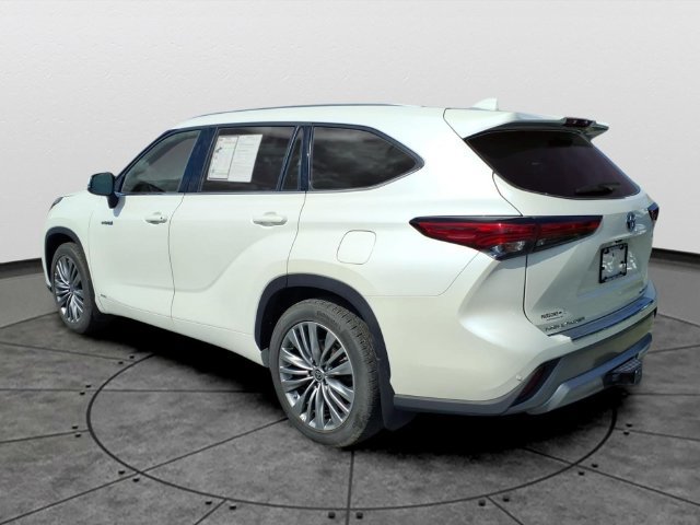 Used 2021 Toyota Highlander Platinum AWD/4WD image 6