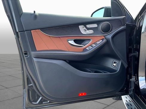 Used 2022 Mercedes-Benz GLC 300 4MATIC image 19