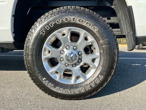 Used 2024 RAM 2500 Laramie AWD/4WD image 15