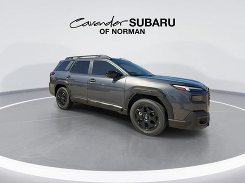 Used 2026 Subaru Outback Limited AWD/4WD image 3