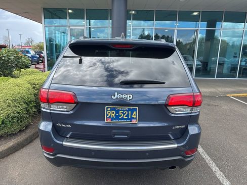 Used 2021 Jeep Grand Cherokee Limited image 3