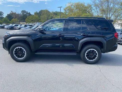 Used 2025 Toyota 4Runner TRD Off-Road AWD/4WD image 4