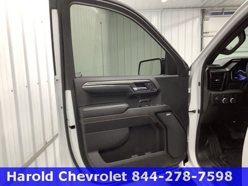 Used 2024 GMC Sierra 1500 AT4 w/ AT4 Preferred Package image 14