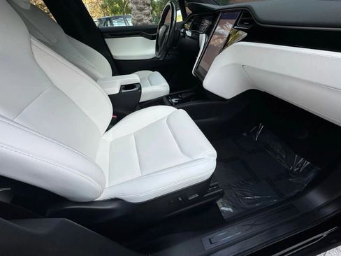 Used 2021 Tesla Model X Long Range image 20