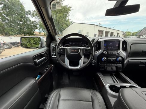 Used 2019 GMC Sierra 1500 SLT w/ SLT Premium Package AWD/4WD image 2