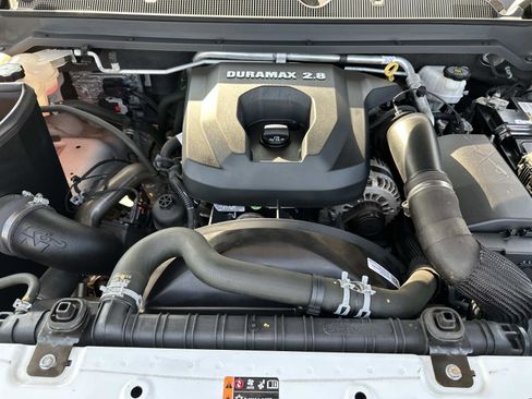 Certified 2019 Chevrolet Colorado ZR2 w/ Colorado ZR2 Bison Edition image 12