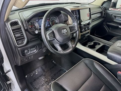 Used 2019 RAM 1500 Laramie AWD/4WD image 19