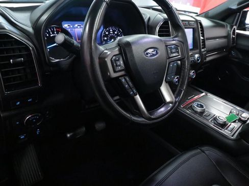 Used 2021 Ford Expedition Limited AWD/4WD image 12