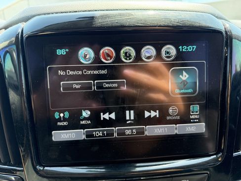 Used 2019 Chevrolet Traverse LT w/ LT Premium Package FWD image 19