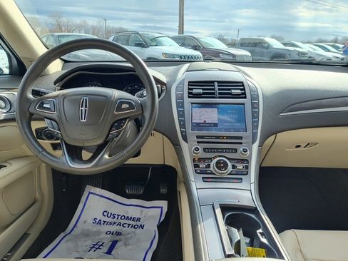 Used 2020 Lincoln MKZ Reserve image 16