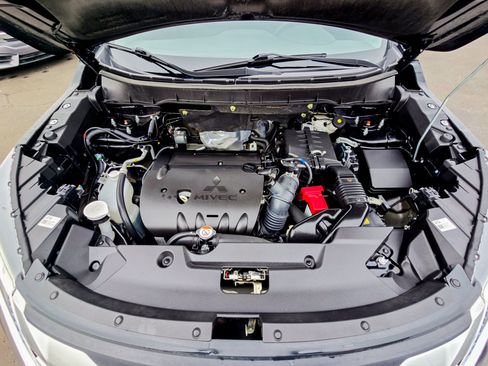 Used 2024 Mitsubishi Outlander Sport LE image 39