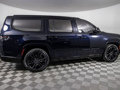 Used 2023 Jeep Grand Wagoneer Series III w/ Rear Seat Video Group 1 image 4