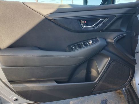 Used 2020 Subaru Outback Premium image 12