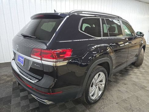 Used 2023 Volkswagen Atlas SE w/ Panoramic Sunroof Package AWD/4WD image 10