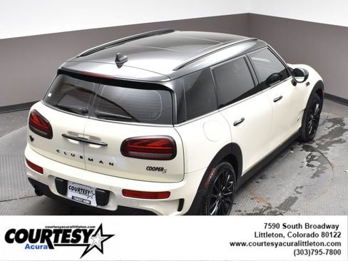 Used 2022 MINI Cooper Clubman S w/ Premium Package image 38