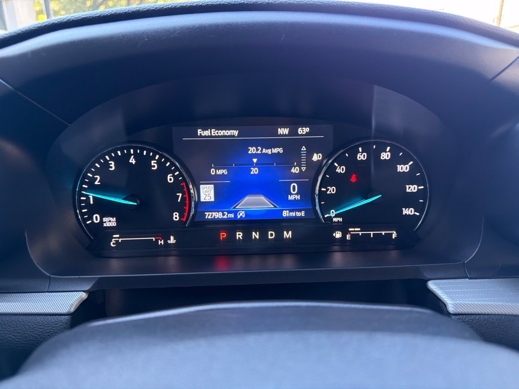 Used 2020 Ford Explorer XLT w/ Equipment Group 202A AWD/4WD image 13