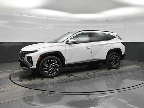 New 2026 Hyundai Tucson Limited AWD/4WD image 1