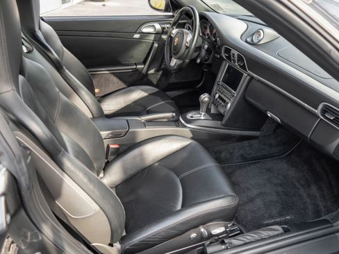 Used 2006 Porsche 911 Carrera S RWD image 31