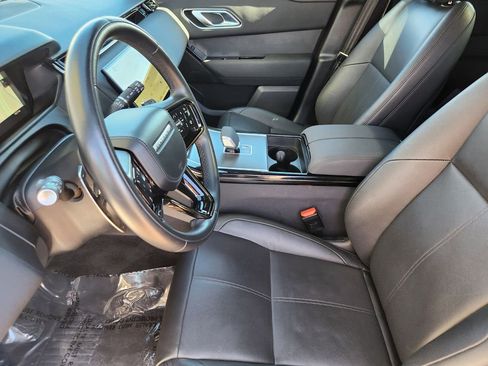 Used 2025 Land Rover Range Rover Velar Dynamic SE AWD/4WD image 4
