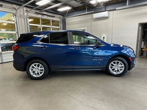 Used 2022 Chevrolet Equinox LT FWD image 6
