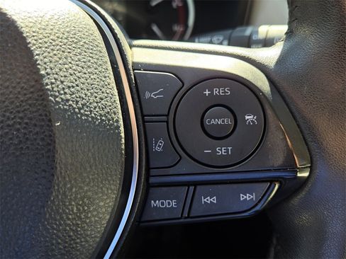 Used 2024 Toyota RAV4 XLE Premium image 25