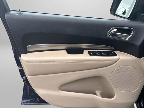 Used 2018 Dodge Durango SXT w/ 3rd Row Seating Group image 21