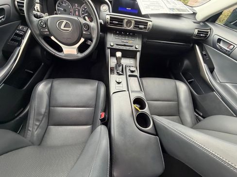 Used 2015 Lexus IS 250 AWD image 16