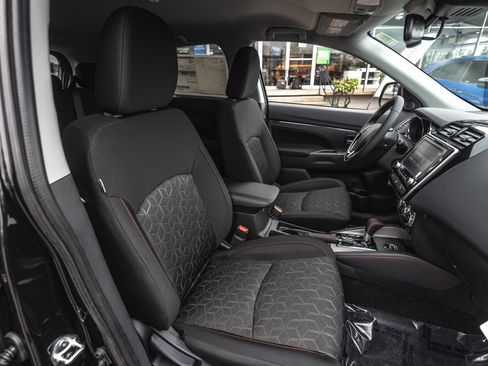New 2026 Mitsubishi Outlander Sport LE AWD/4WD image 33