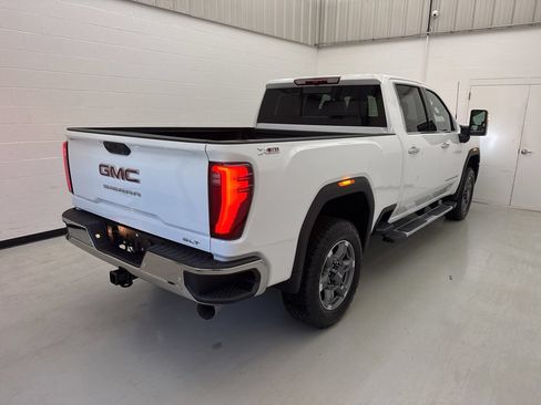 New 2026 GMC Sierra 2500 SLT w/ SLT Premium Package AWD/4WD image 7