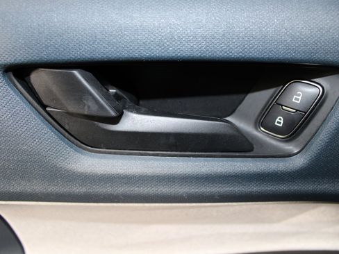 Certified 2022 Ford Maverick XLT w/ XLT Luxury Package image 22