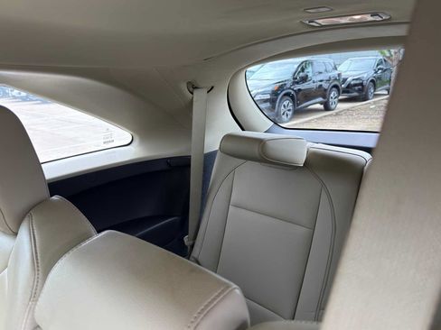 Used 2018 Acura MDX FWD image 29