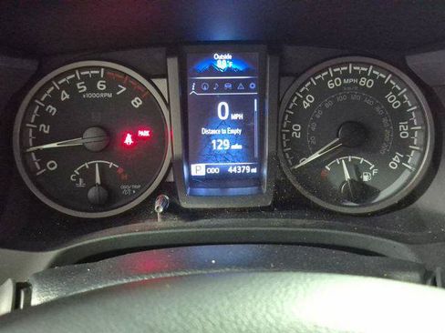 Certified 2020 Toyota Tacoma TRD Sport w/ TRD Premium Sport Package AWD/4WD image 14