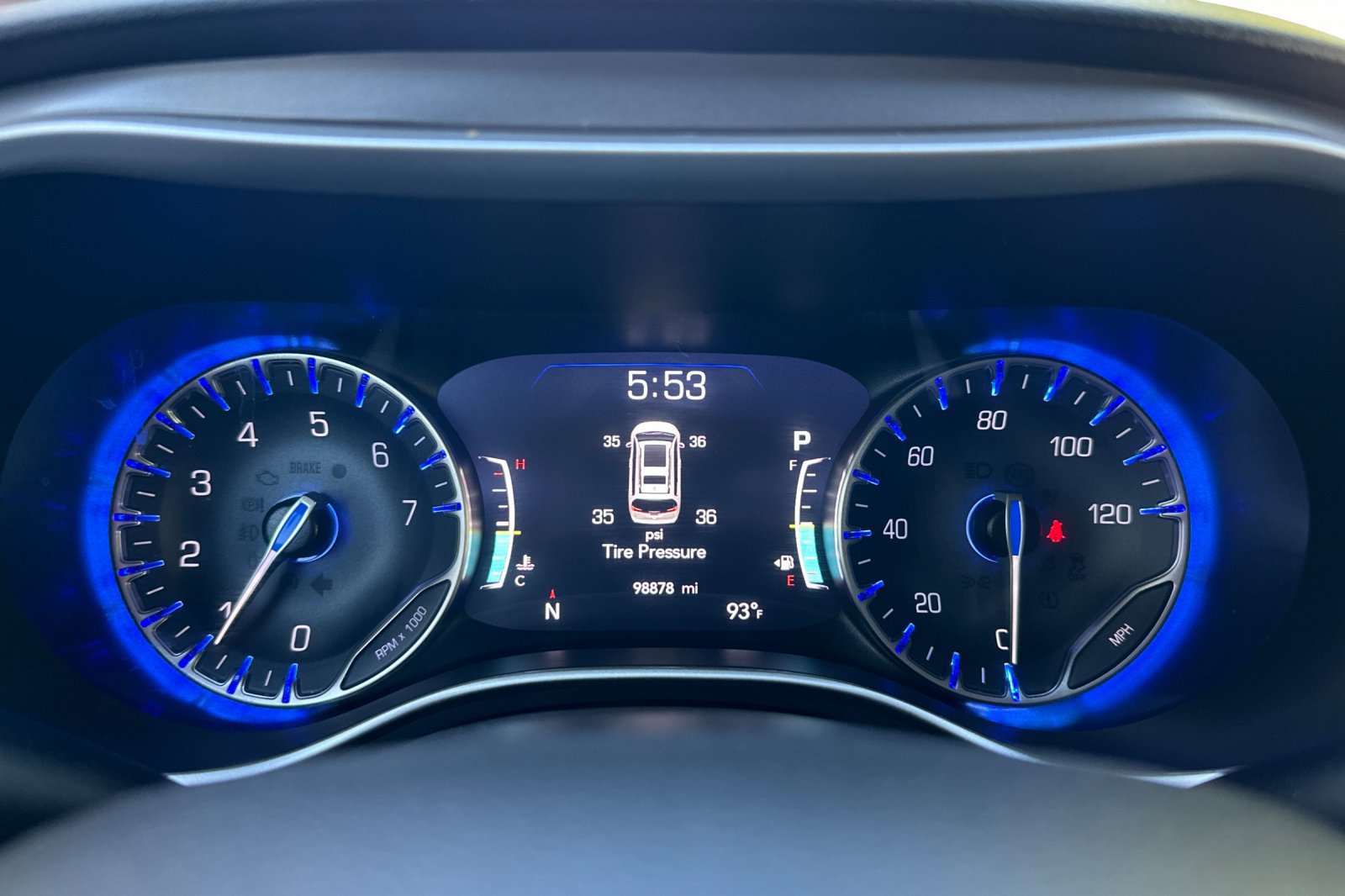 Used 2021 Chrysler Pacifica Touring-L FWD image 25