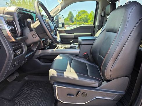 Used 2023 Ford F350 Lariat w/ FX4 Off-Road Package AWD/4WD image 13
