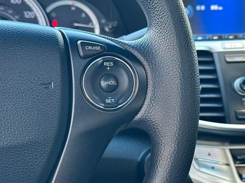 Used 2013 Honda Accord EX image 26