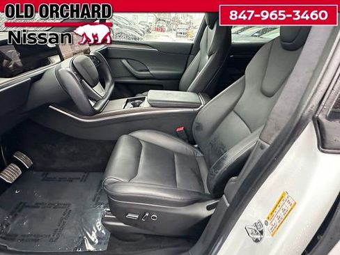 Used 2022 Tesla Model X image 10