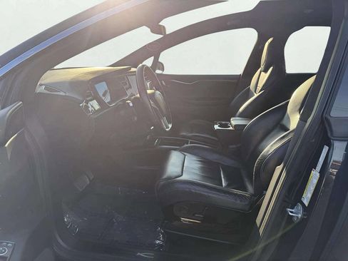 Used 2016 Tesla Model X 90D image 11