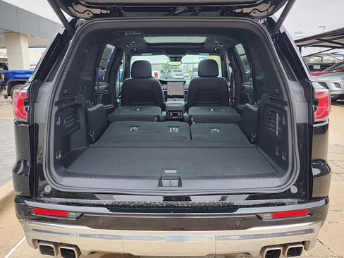 New 2026 GMC Acadia Denali image 57