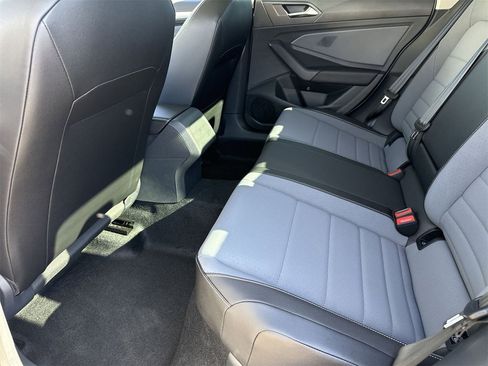 New 2026 Volkswagen Jetta SE image 13