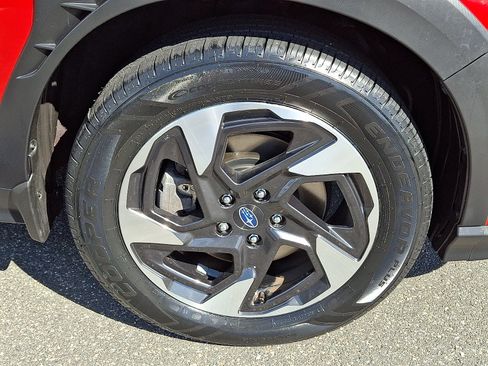 Used 2024 Subaru Crosstrek 2.5i Limited AWD/4WD image 16